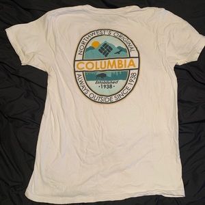 Columbia T-shirt
